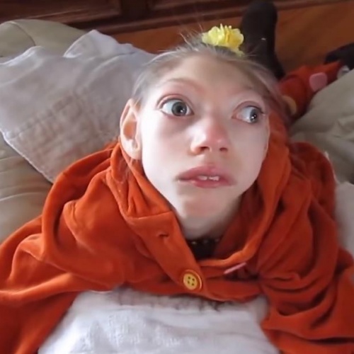 4897